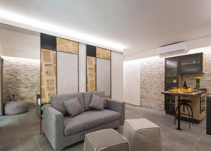 Pitti Apartment